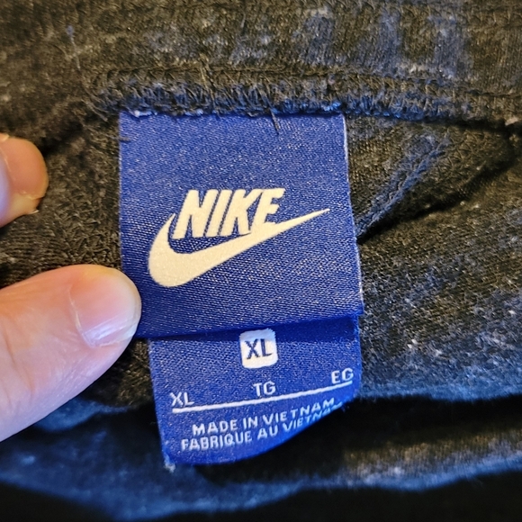 Nike Womens Dark Gray Cropped Joggers Size XL - Picture 3 of 4